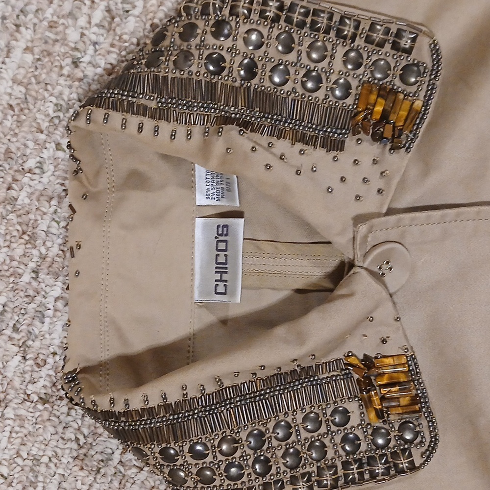 Chico's Jacket Women's Size 1 Beige Embellished Beaded Collar Stylish - Picture 3 of 6